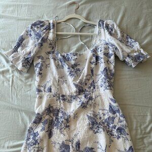 Reformation Floral Puff Sleeve Mini Dress – Blue & White Toile Print